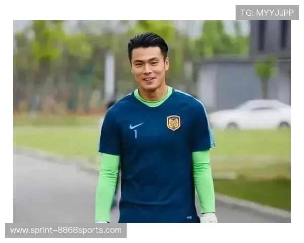 足球女博主因涉嫌违法被抓事件引发热议社会各界关注处理进展