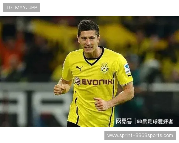 足球明星童年颜值大比拼 从小帅气到成名的顶级球员